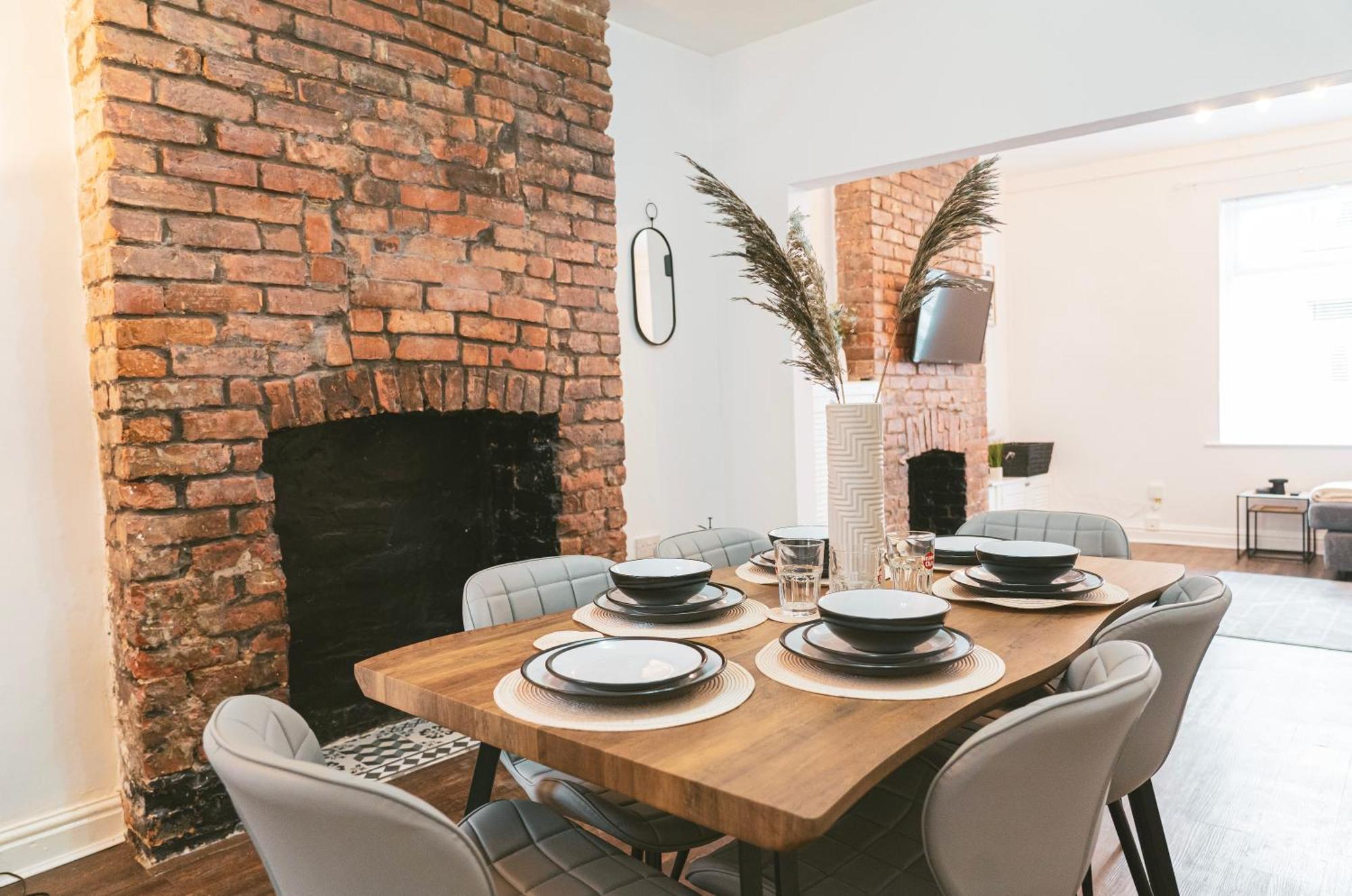 Mideyah Stays - 3 Bed Comfy House Cardiff Exteriér fotografie